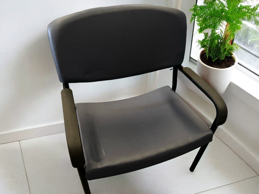 Shuttle Bariatric Chair