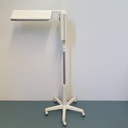 Fisher & Paykel Servo Mobile Infant warmer IW910AEA [Used]