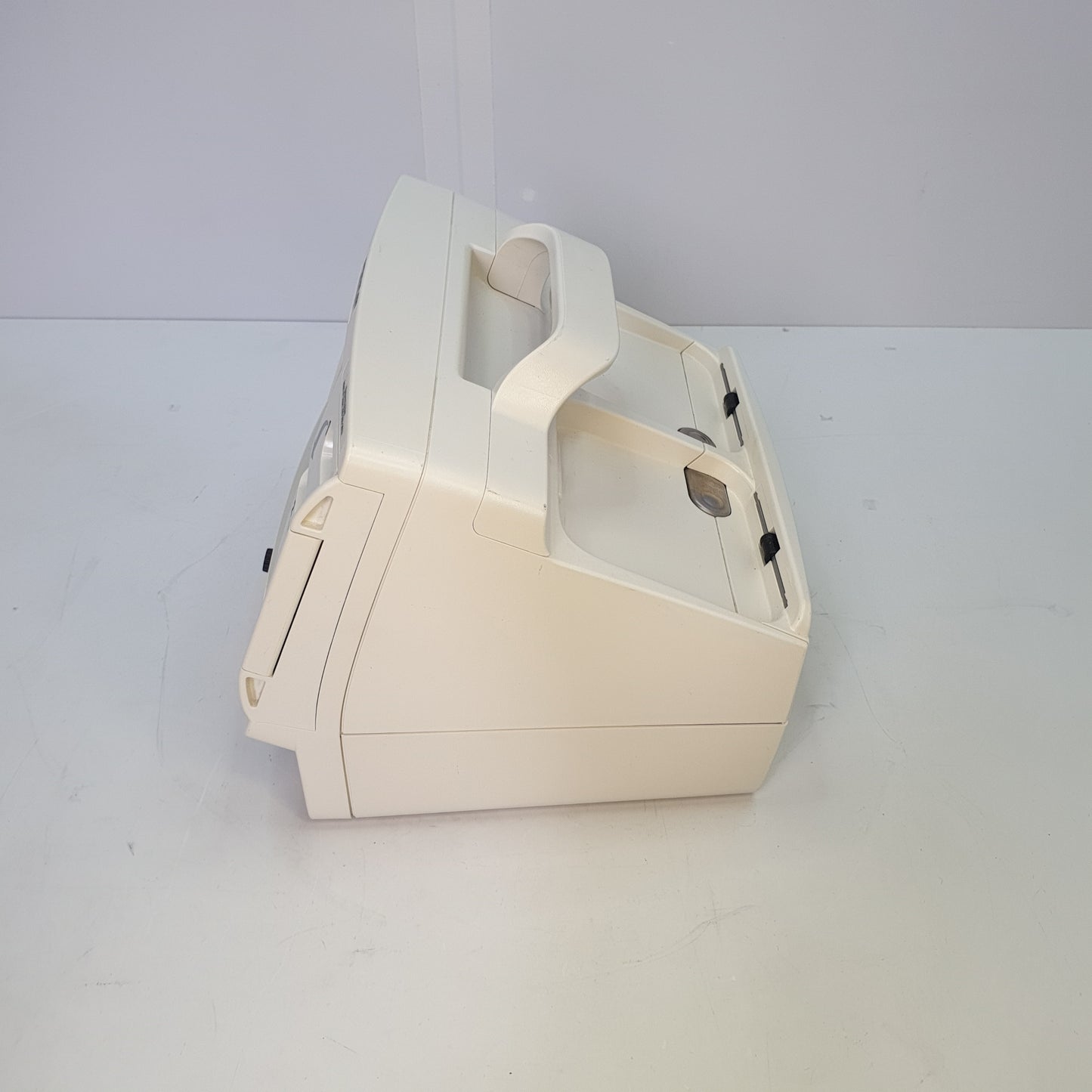 Physio Control Lifepak 20e Defibrillator/Monitor [Refurbished]