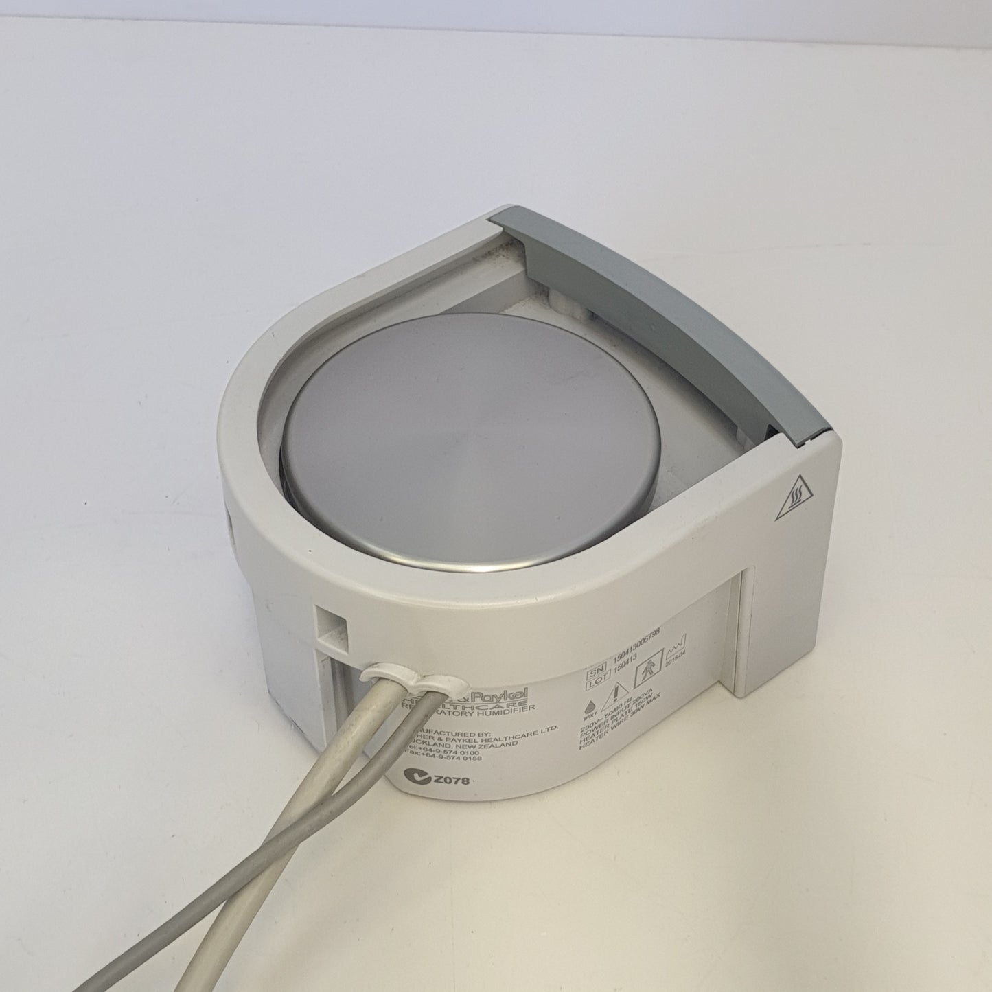 Fisher & Paykel Respiratory Humidifier MR810AEA [Used]