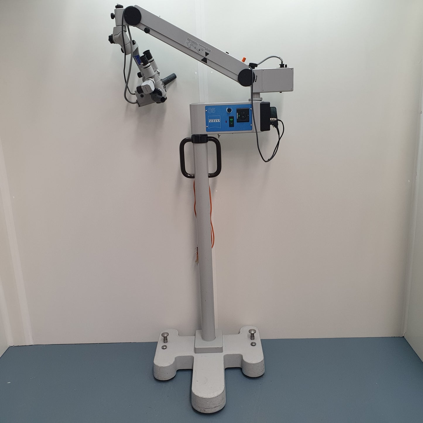 Carl Zeiss OPMI ORL Surgical Microscope On Stand 181586 S5 [Used]
