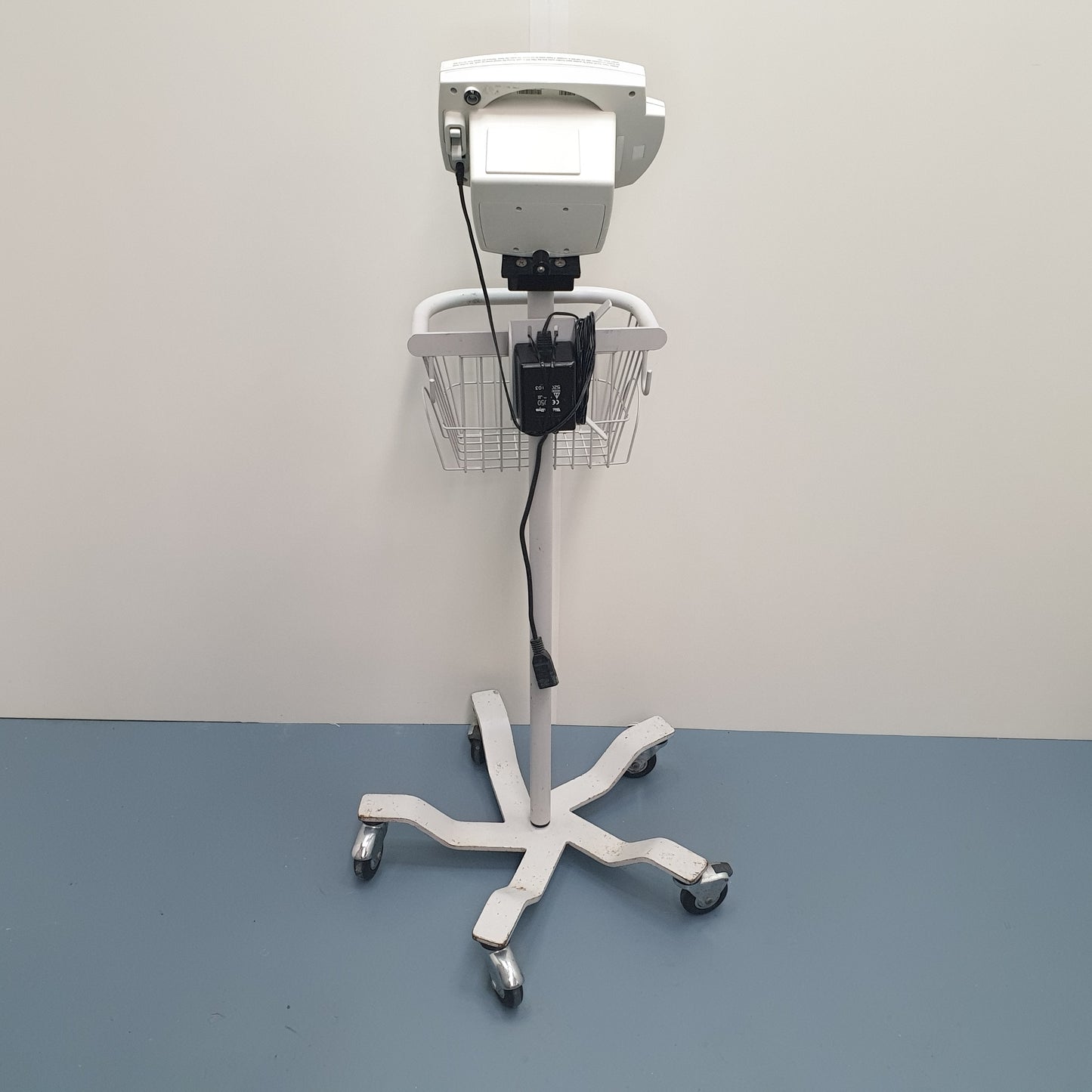 Welch Allyn Vital Signs Monitor 53N00 [Used]