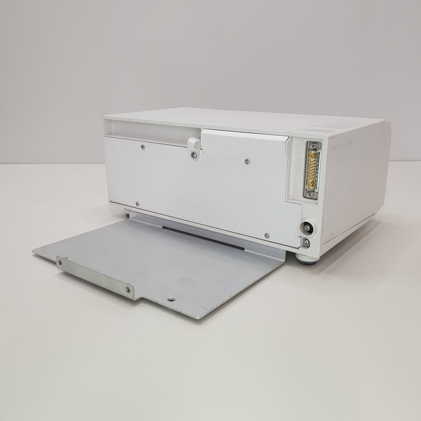GE F7-01 Carescape 7 Slot Module Rack [Used]