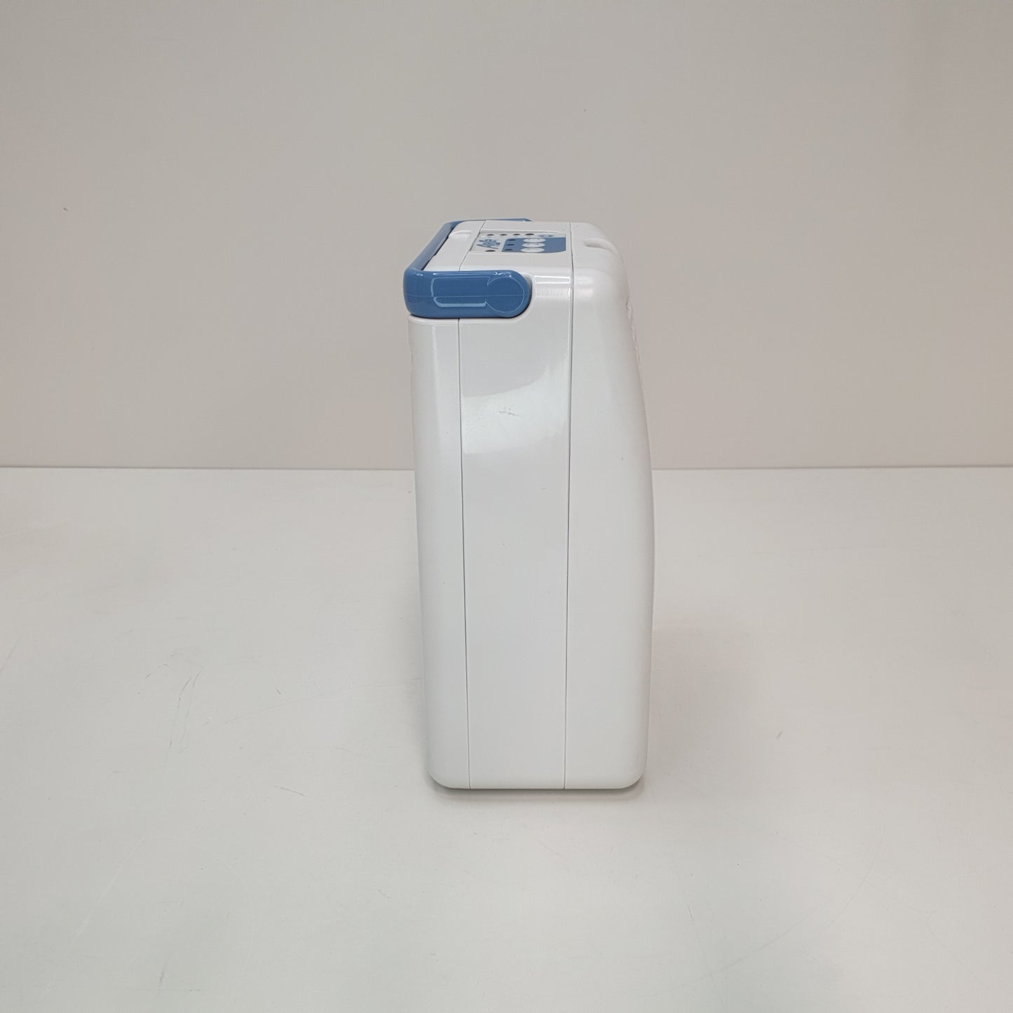 Caire Airsep FreeStyle Portable Oxygen Concentrator [Used]
