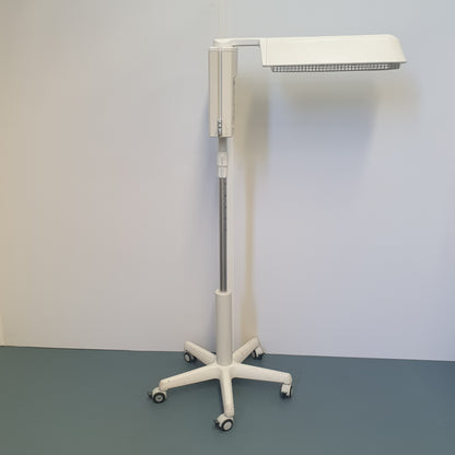 Fisher & Paykel Servo Mobile Infant warmer IW910AEA [Used]