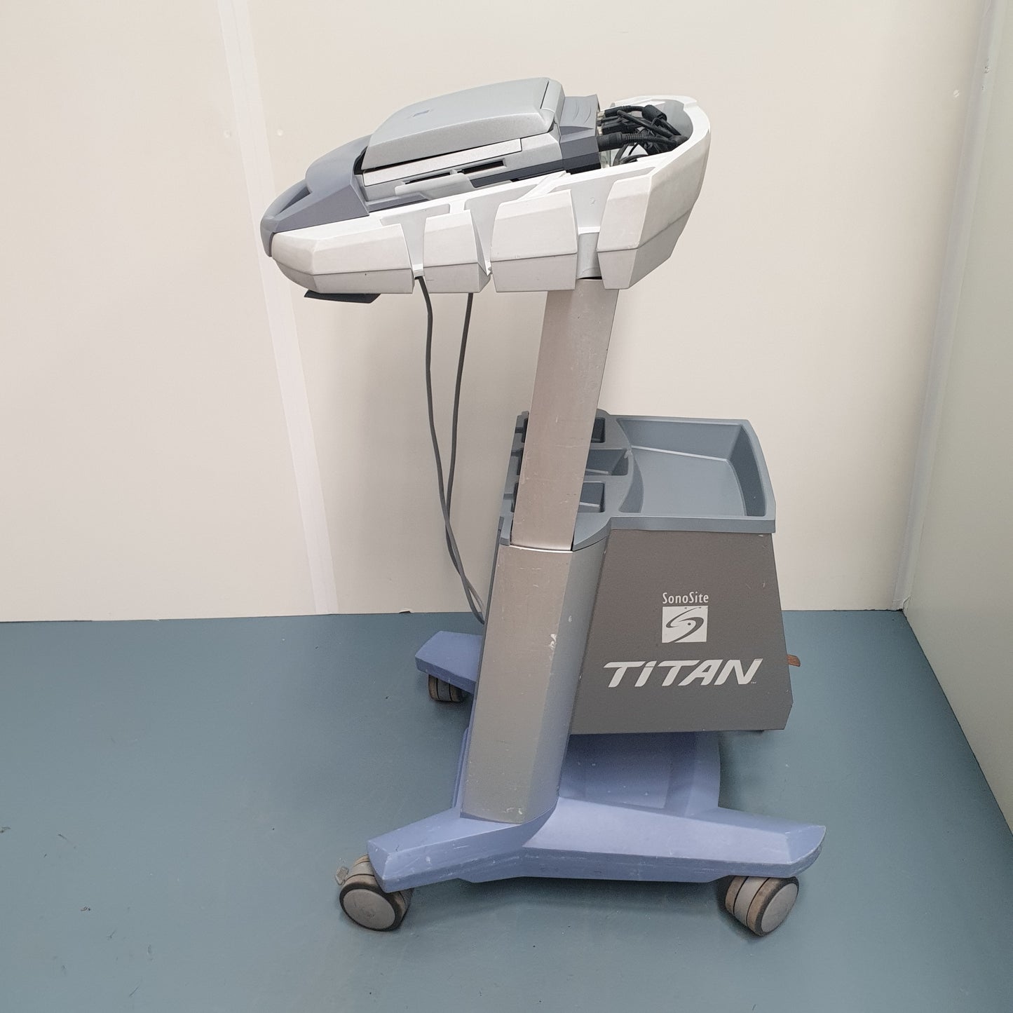 SonoSite Titan with Mobile Docking Station [Used]