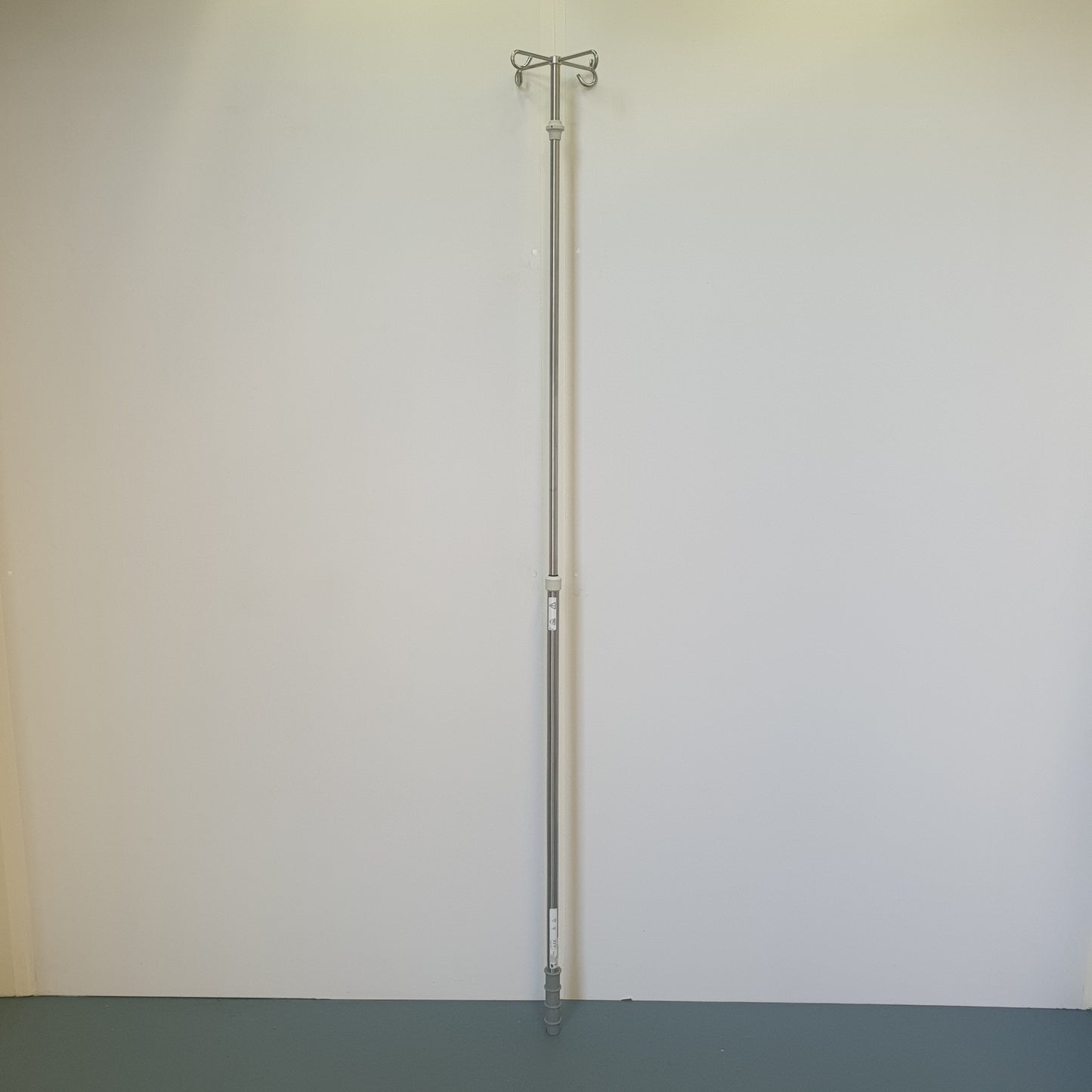 ArjoHuntleigh Heavy Duty IV Pole ENT-ACC24 [Refurbished]
