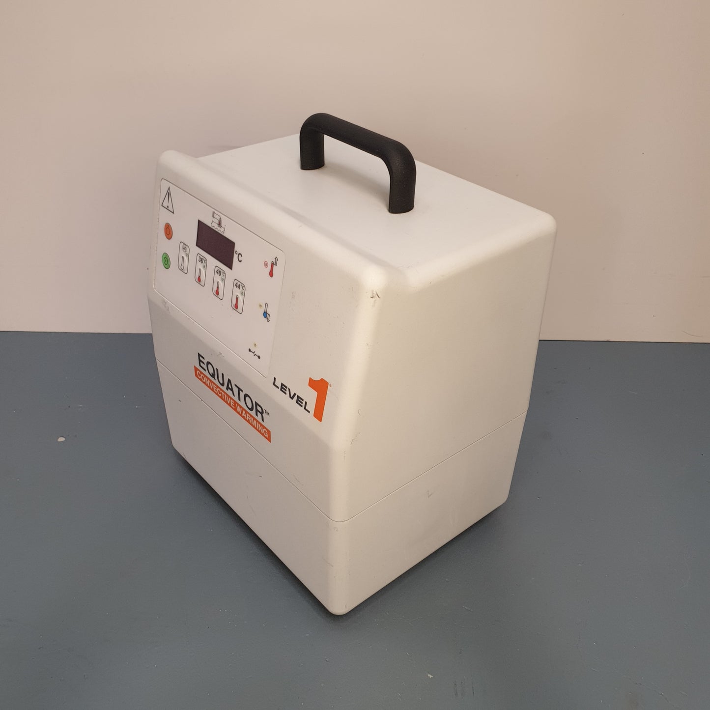 Level 1 Equator Convective Warmer EQ-5000 230V [Used]