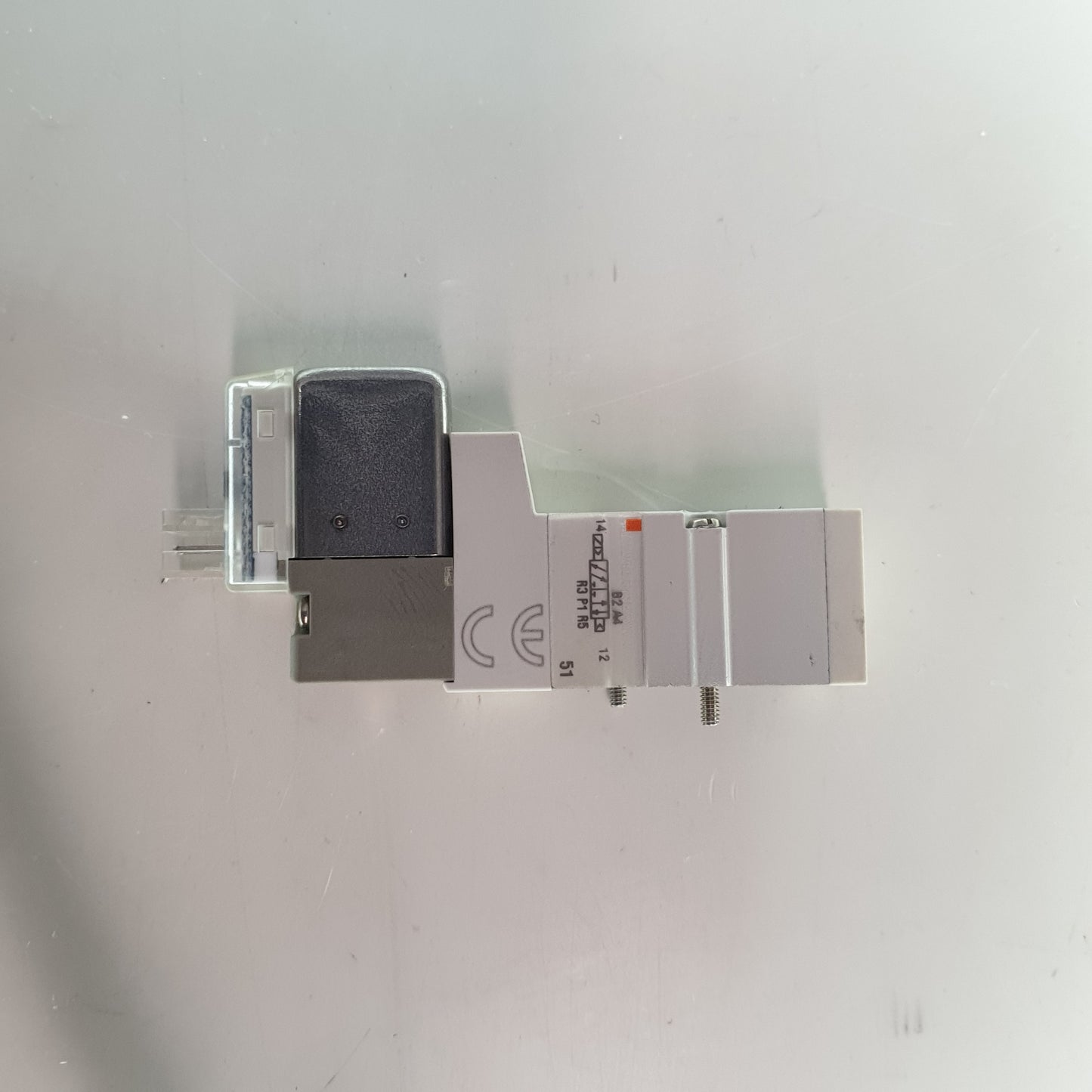 LOT OF 5 SMC Pneumatics SYJ3143-5LOU-Q SOL Valve 4/5 Port [Used]
