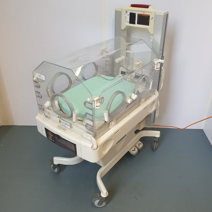 GE Giraffe Incubator 2074921-001-404758 [Used]