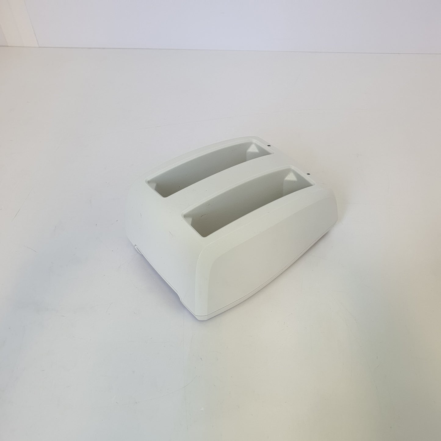 Verathon BladderScan Battery Charger 0570-0193 [Used]