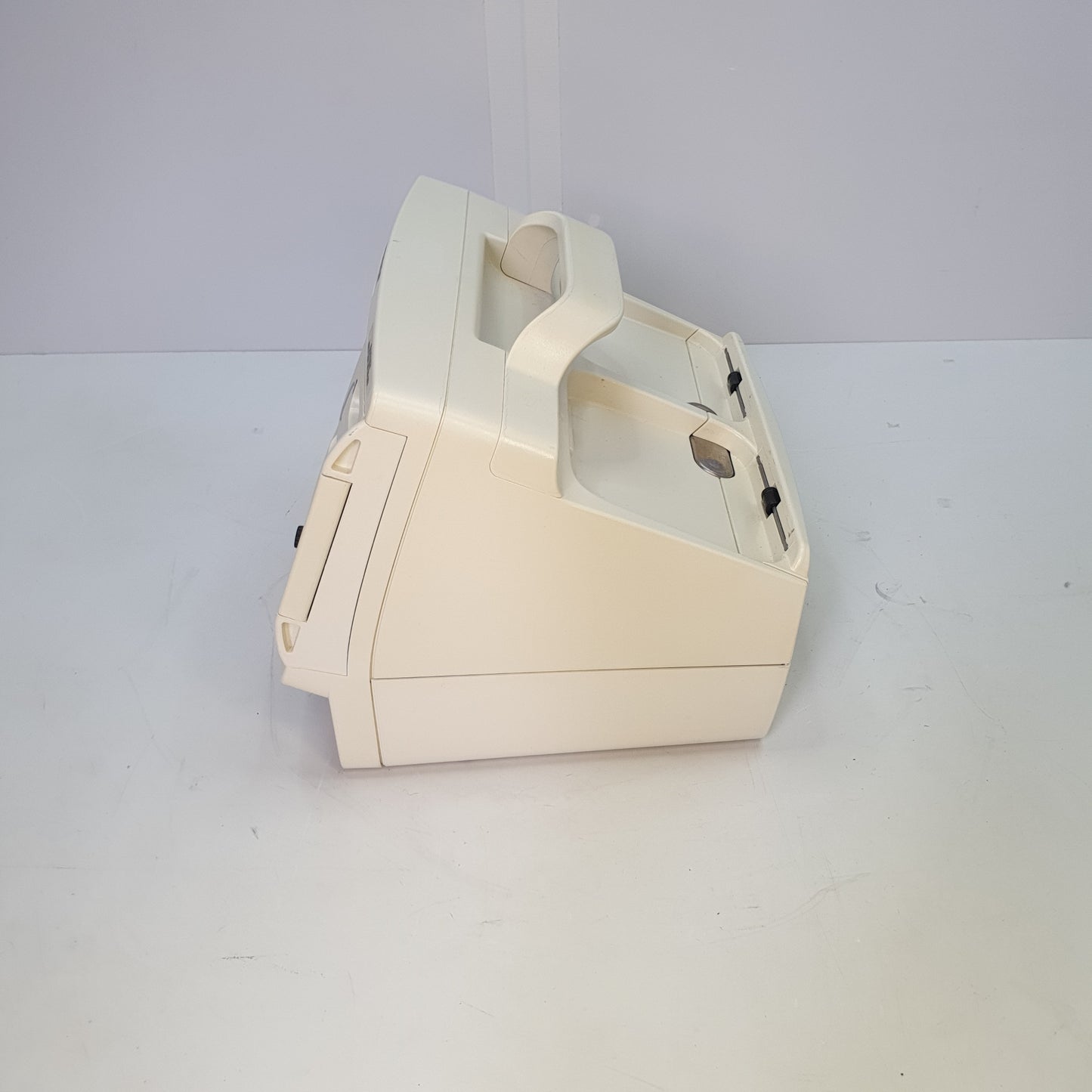 Physio Control Lifepak 20 Defibrillator/Monitor [Refurbished]