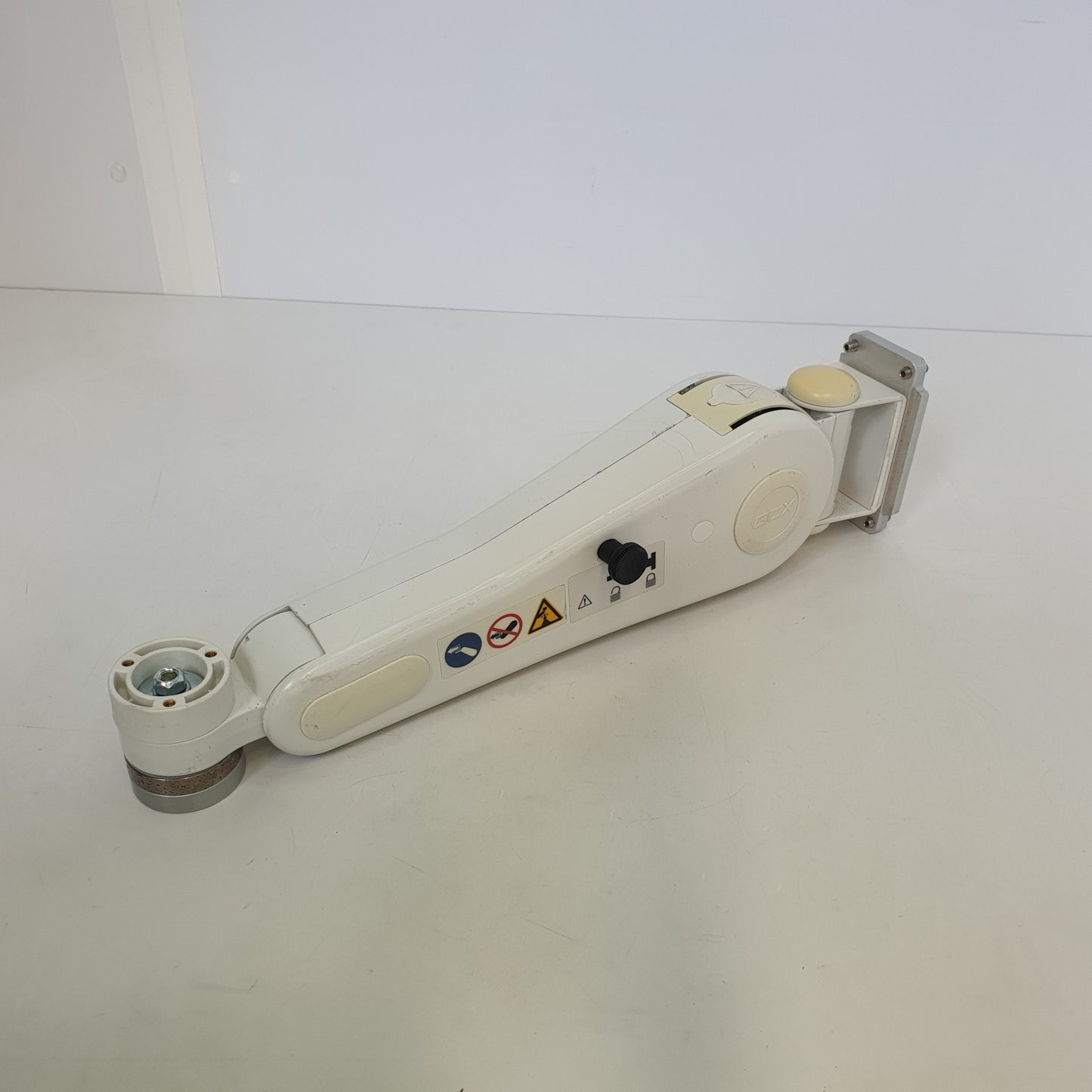GCX Mounting Arm LBL-0003-50B [Used]