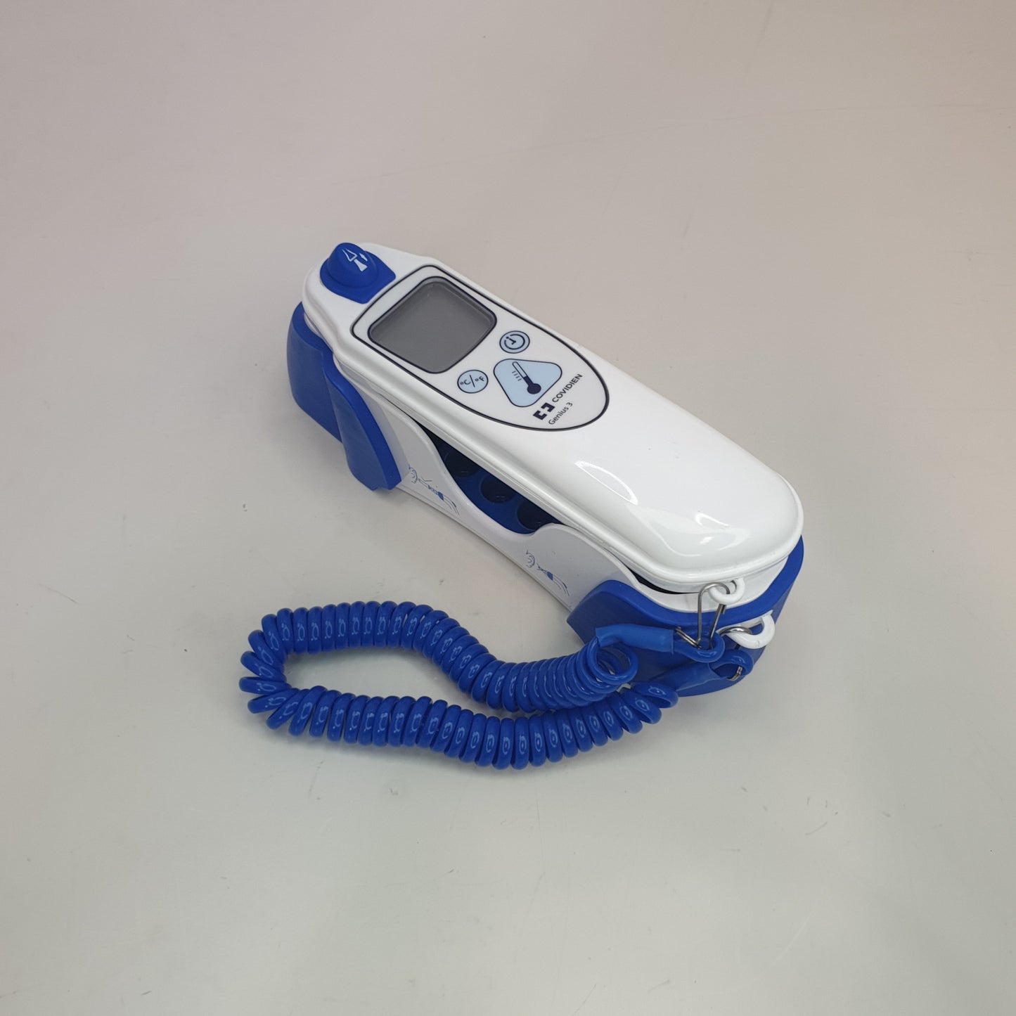 Covidien Genius 3 Tympanic Thermometer and Base SMF1116-001 [Used]