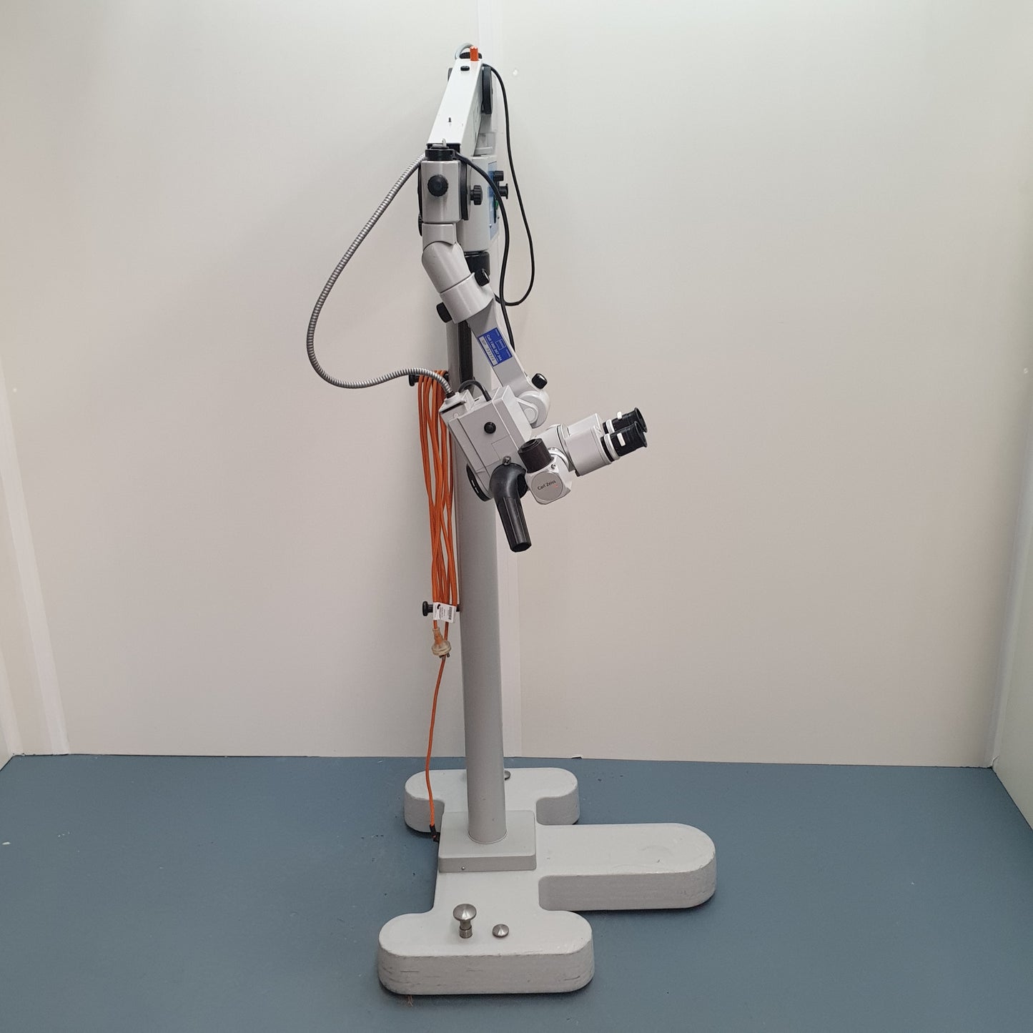 Carl Zeiss OPMI ORL Surgical Microscope On Stand 181586 S5 [Used]