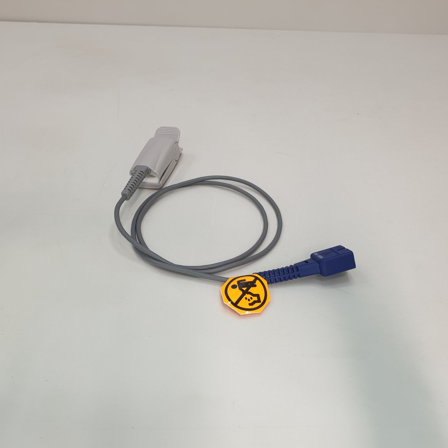Nellcor Oximax Durasensor Finger Clip Sensor DS-100A [Used]