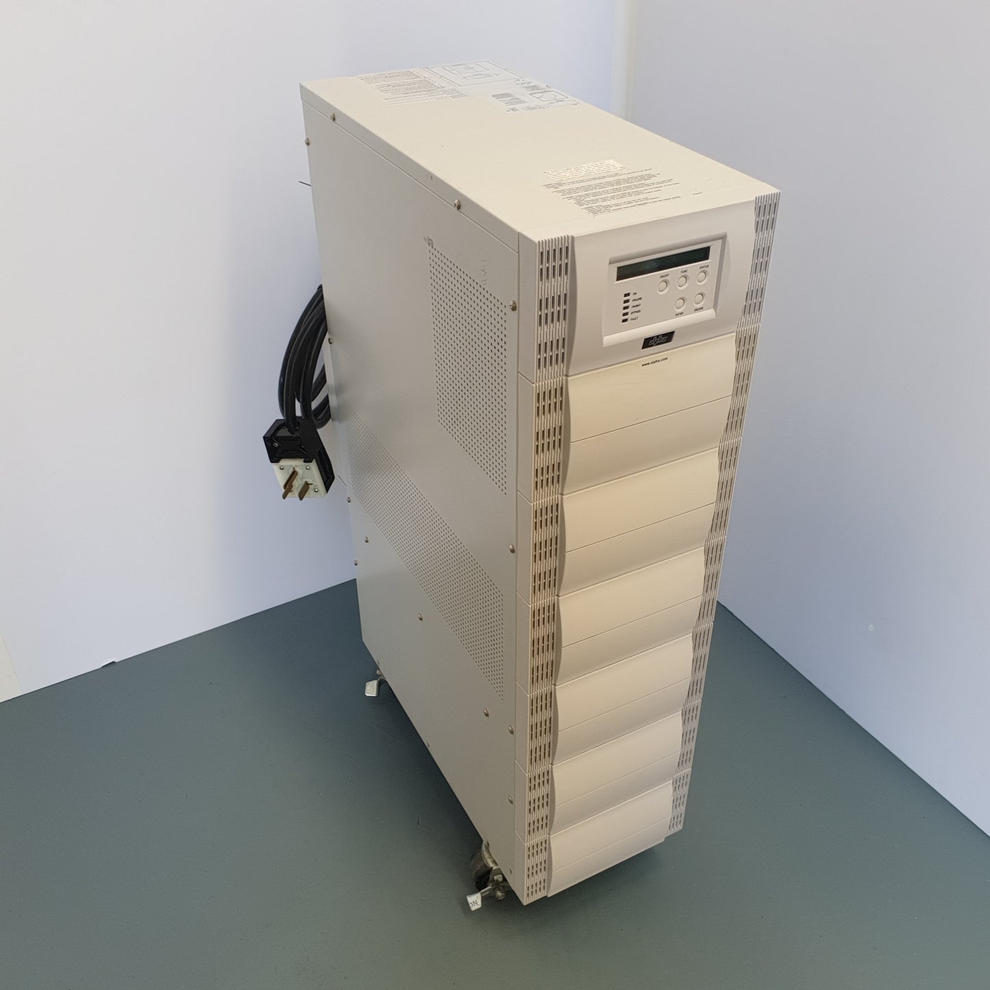 Alpha Pinnacle Plus 6000T 017-751-402 UPS [Used]
