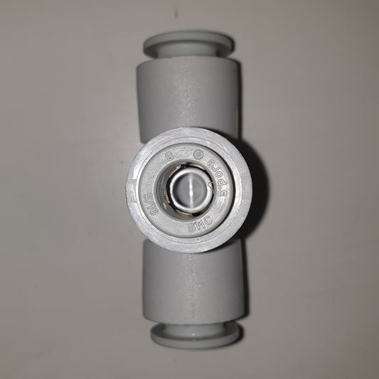 LOT OF 10 SMC Pneumatics KQ2T10-08A fitting, diff dia union tee, KQ2 FITTING [Used]