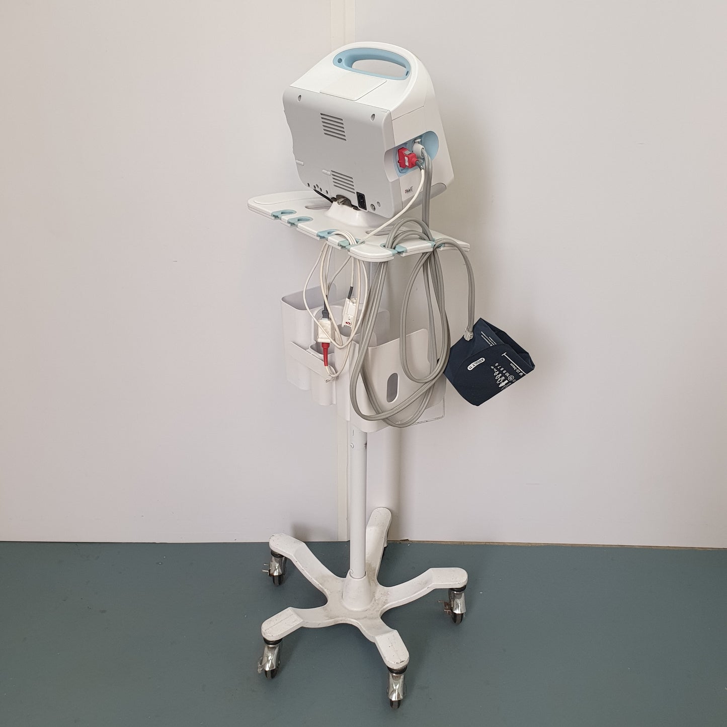 Welch Allyn Connex Vital Signs Monitor 6000 Series [Refurbished]