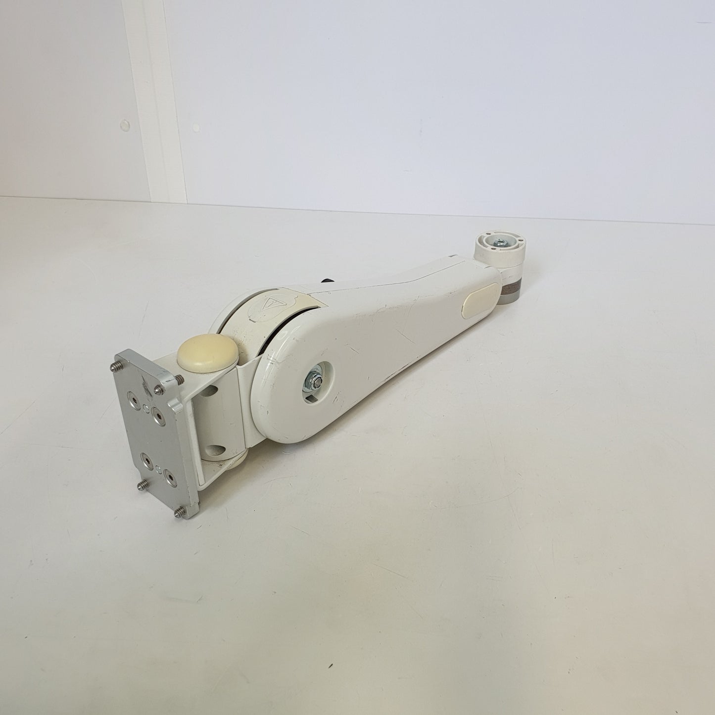 GCX Mounting Arm LBL-0003-50B [Used]
