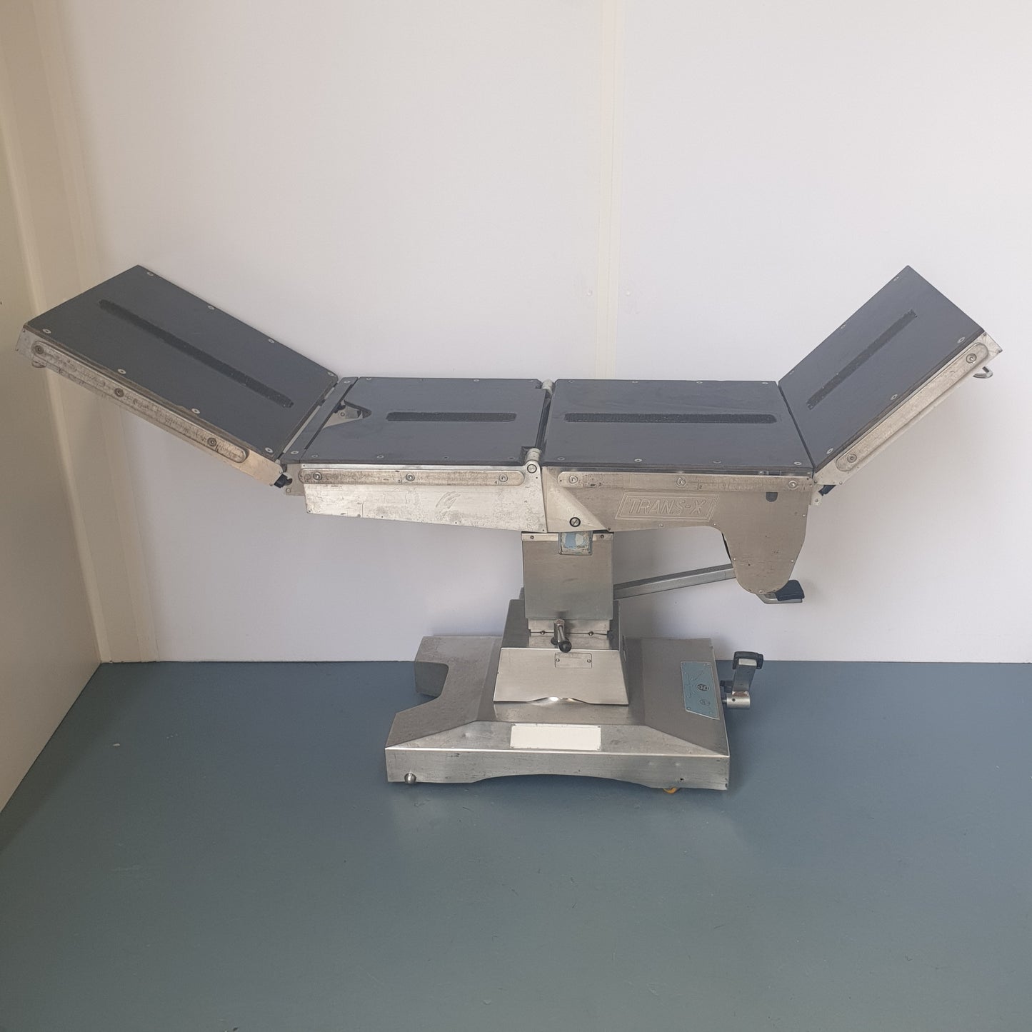 Eschmann Trans-X Hydraulic Operating Table [Used]