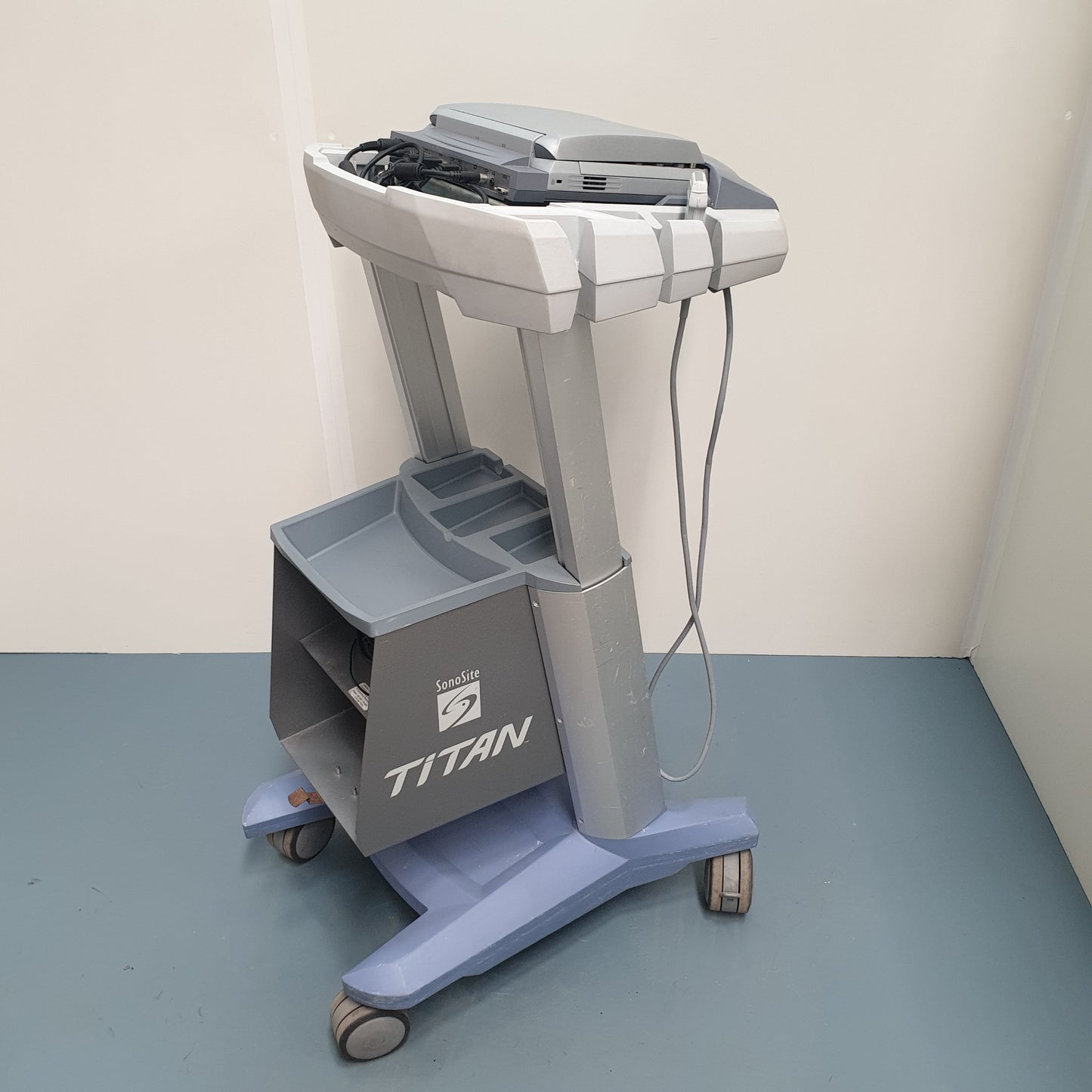 SonoSite Titan with Mobile Docking Station [Used]