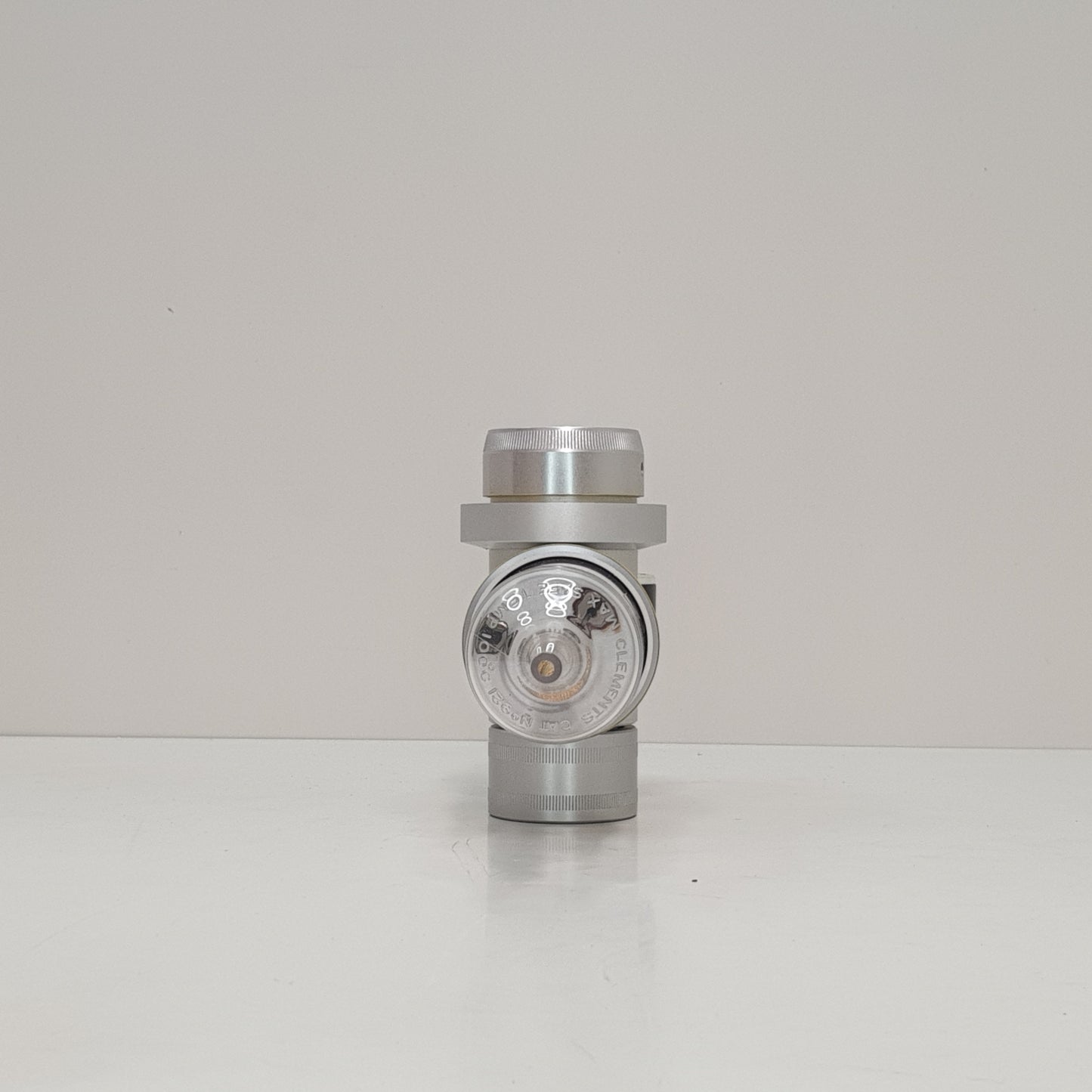 Clements Cat. SUC 89150 Low Vacuum Low Flow Regulator [Used]