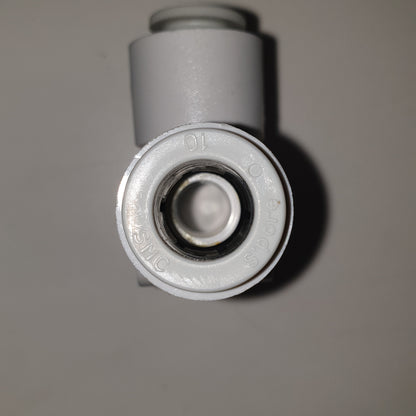 LOT OF 10 SMC Pneumatics KQ2T10-08A fitting, diff dia union tee, KQ2 FITTING [Used]