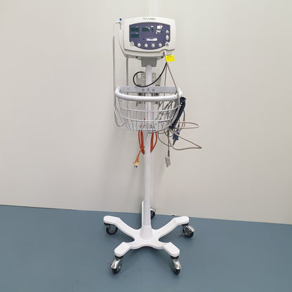 Welch Allyn Vital Signs Monitor 53NT0 [Used]